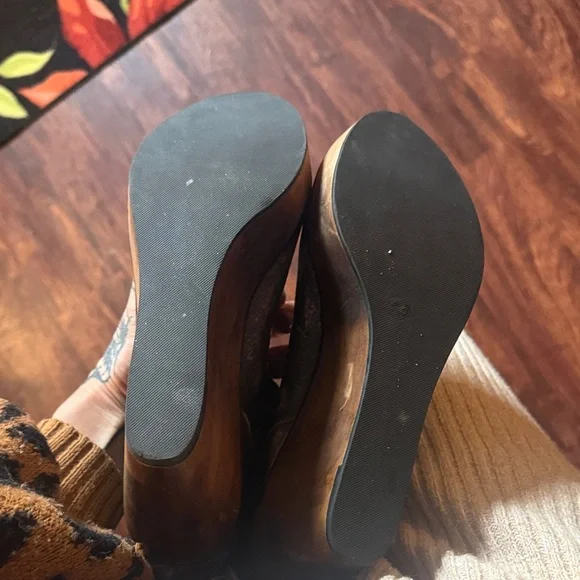 Bed Stu Wedge Boots - Picture 4 of 10